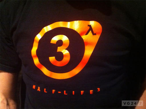 Футболка Half-Life 3 на сотруднике Valve. Намёк?